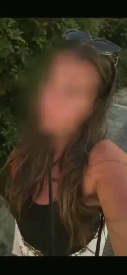 Anna, 31