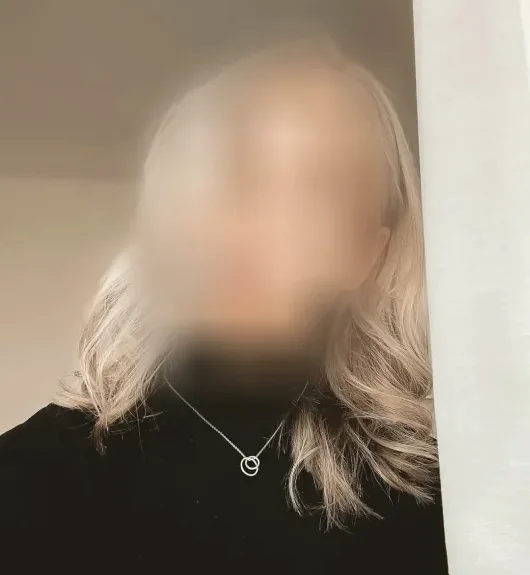 Emilia, 24