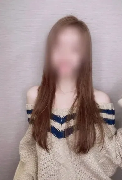 Maria, 28